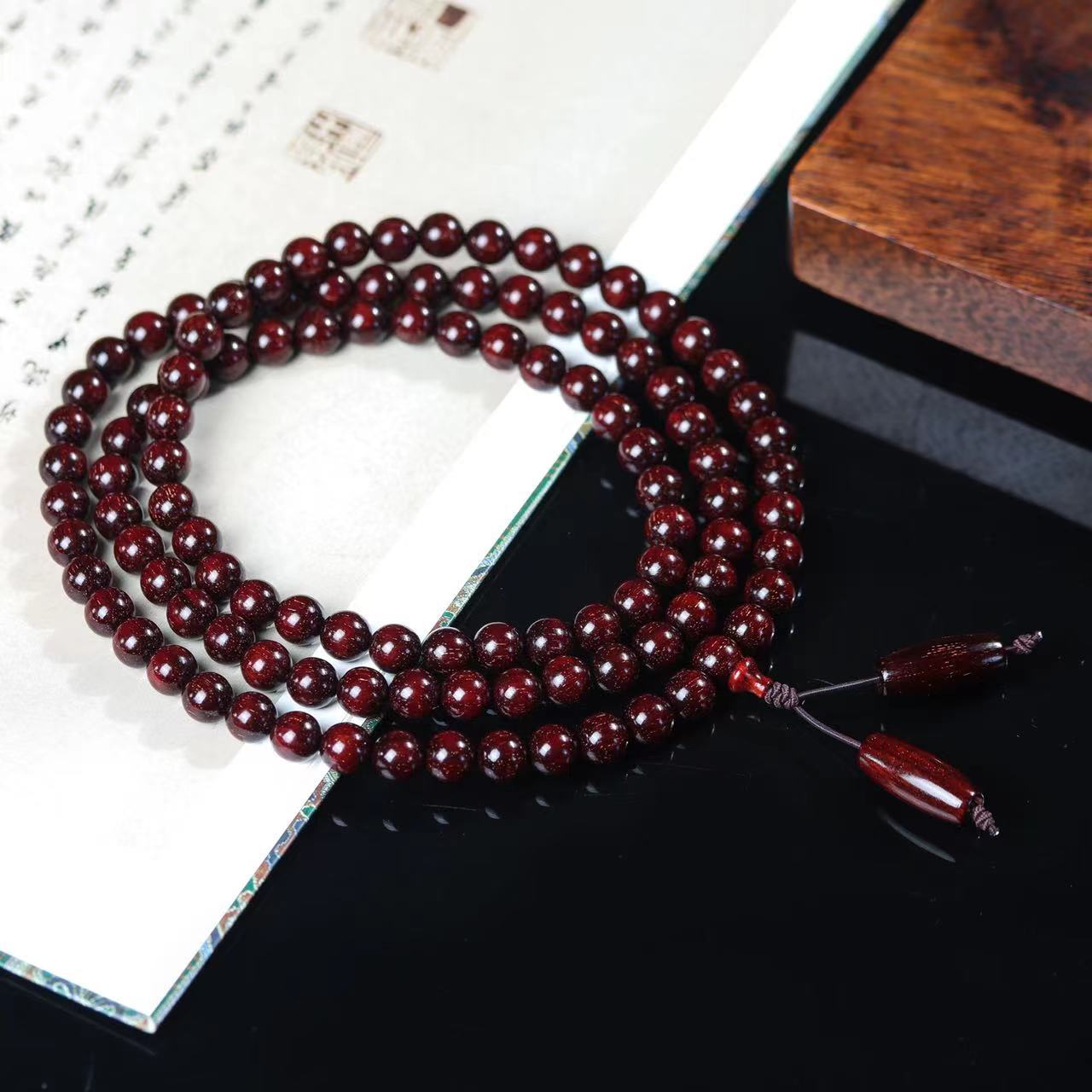 108-Bead Natural Sandalwood Bracelet – High Oil Density Red Sandalwood with Golden Star Grain - aurimala1